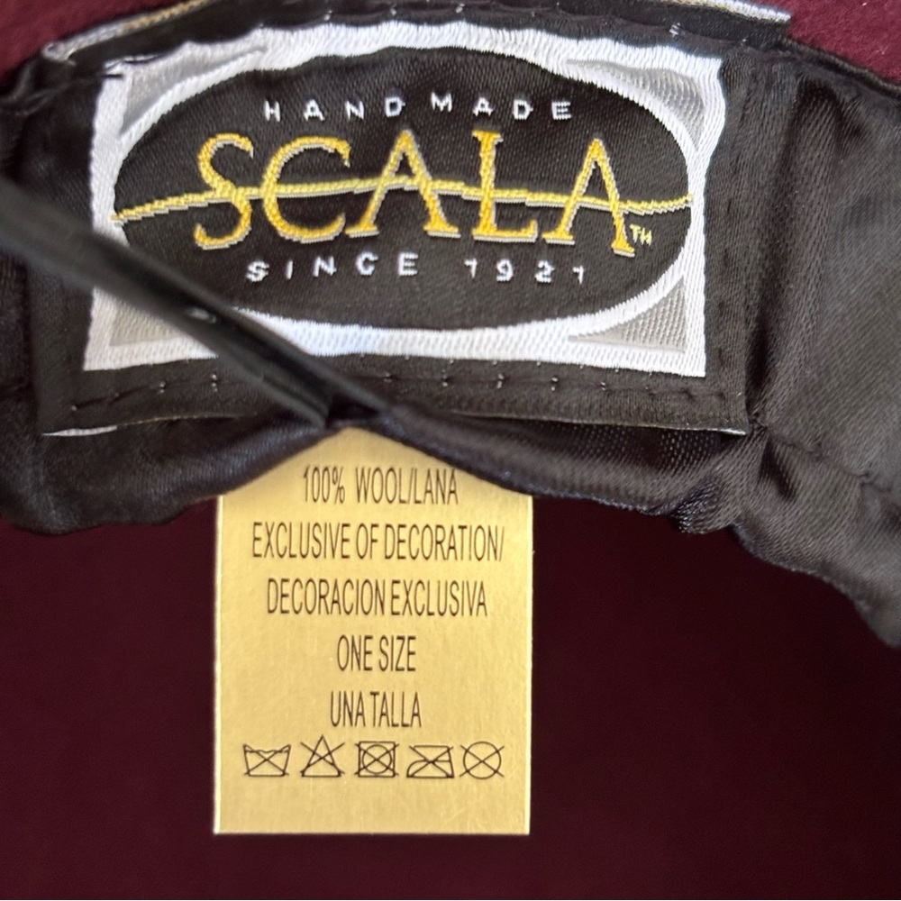 Like new Scala Elegant burgundy Women's Hat with black velvet band 100% wool - Picture 9 of 9